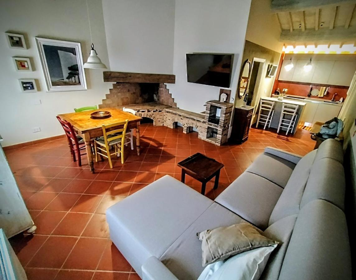 Castelfalfi Art Apartment Екстер'єр фото